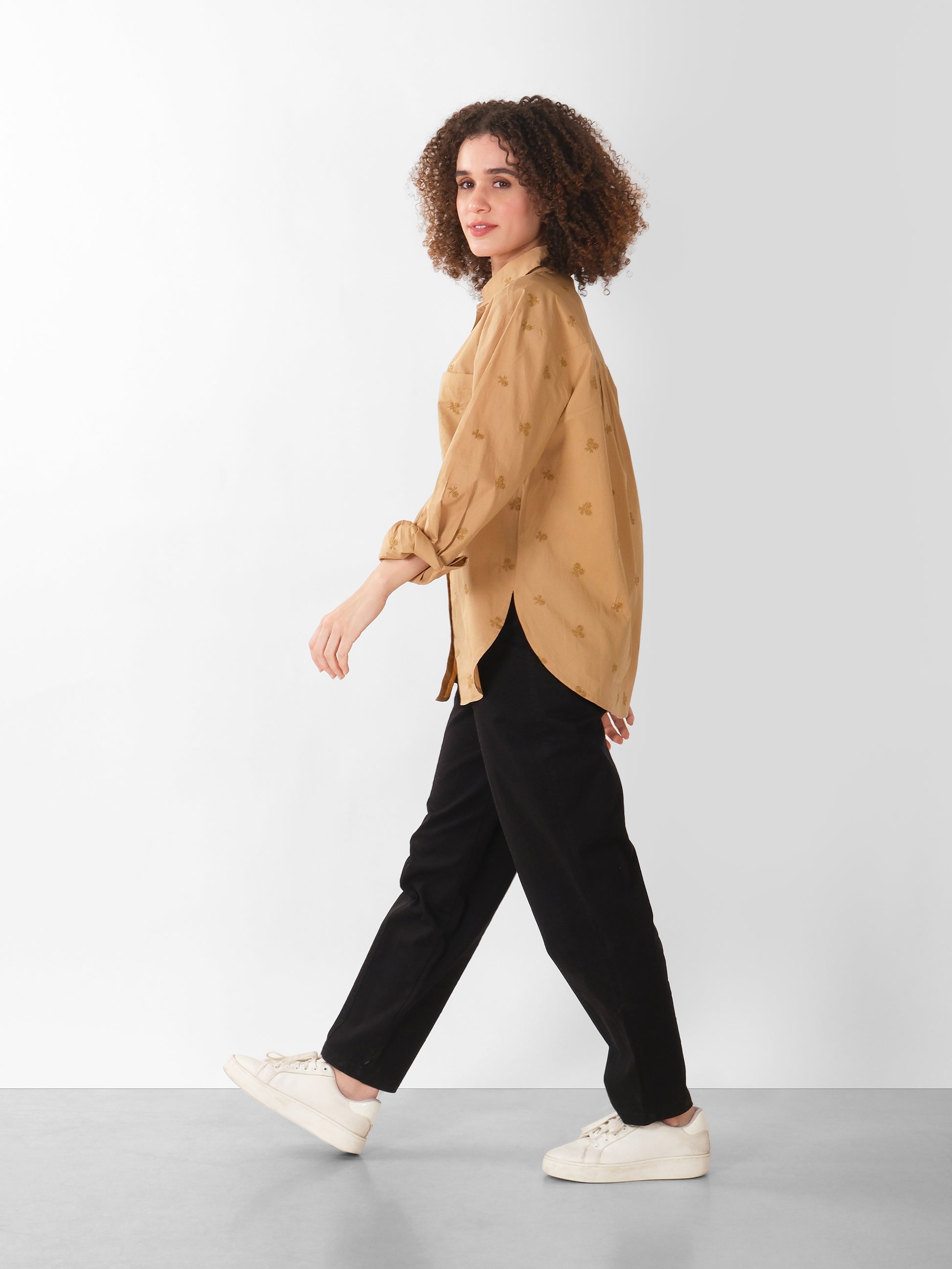 REGULAR FIT EMBROIDERED SHIRT