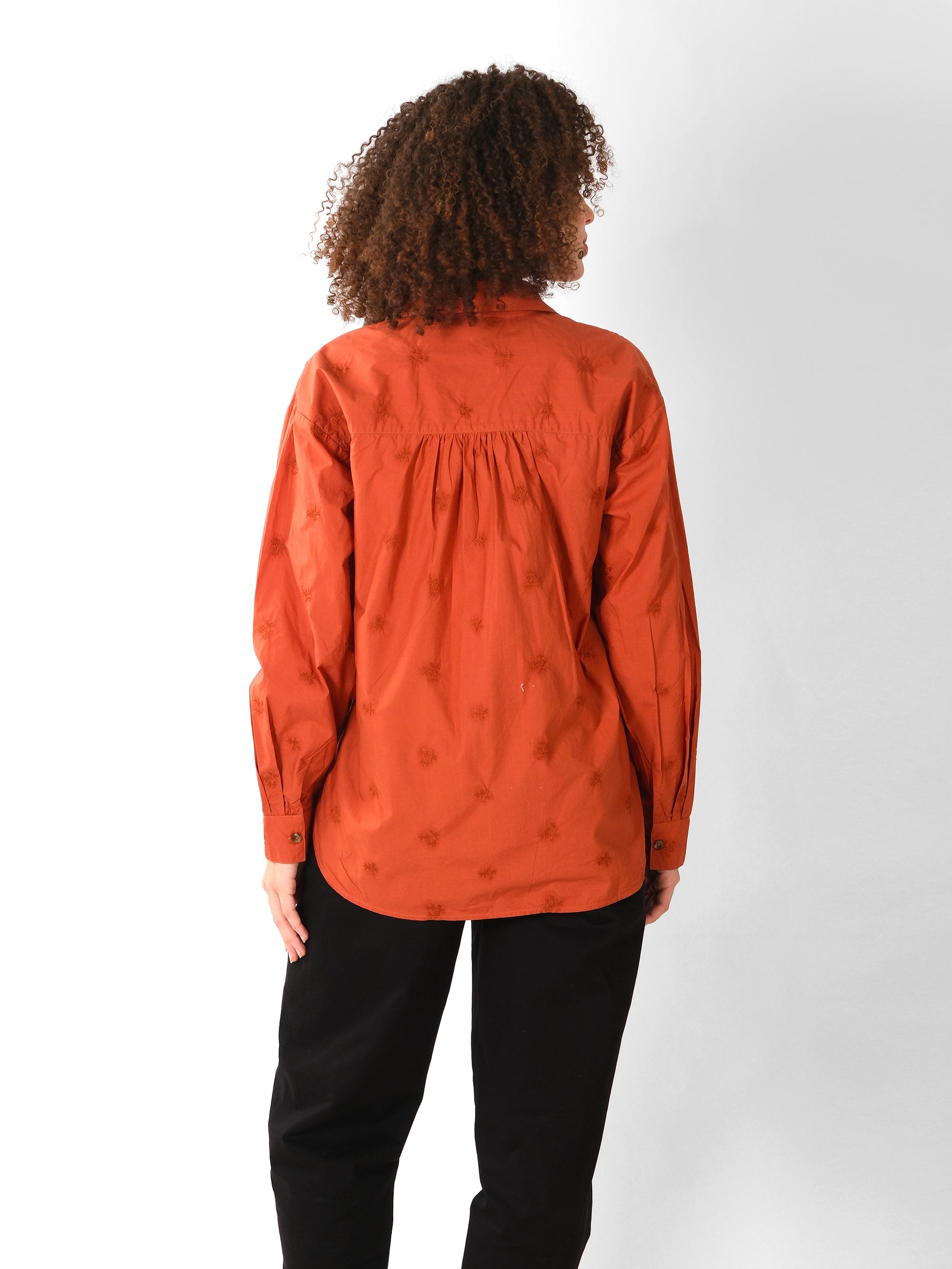 REGULAR FIT EMBROIDERED SHIRT
