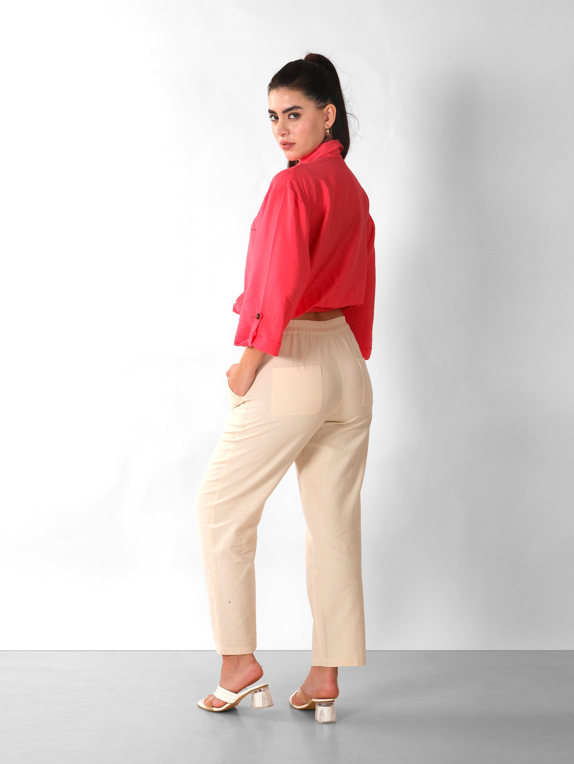 REDDISH PINK