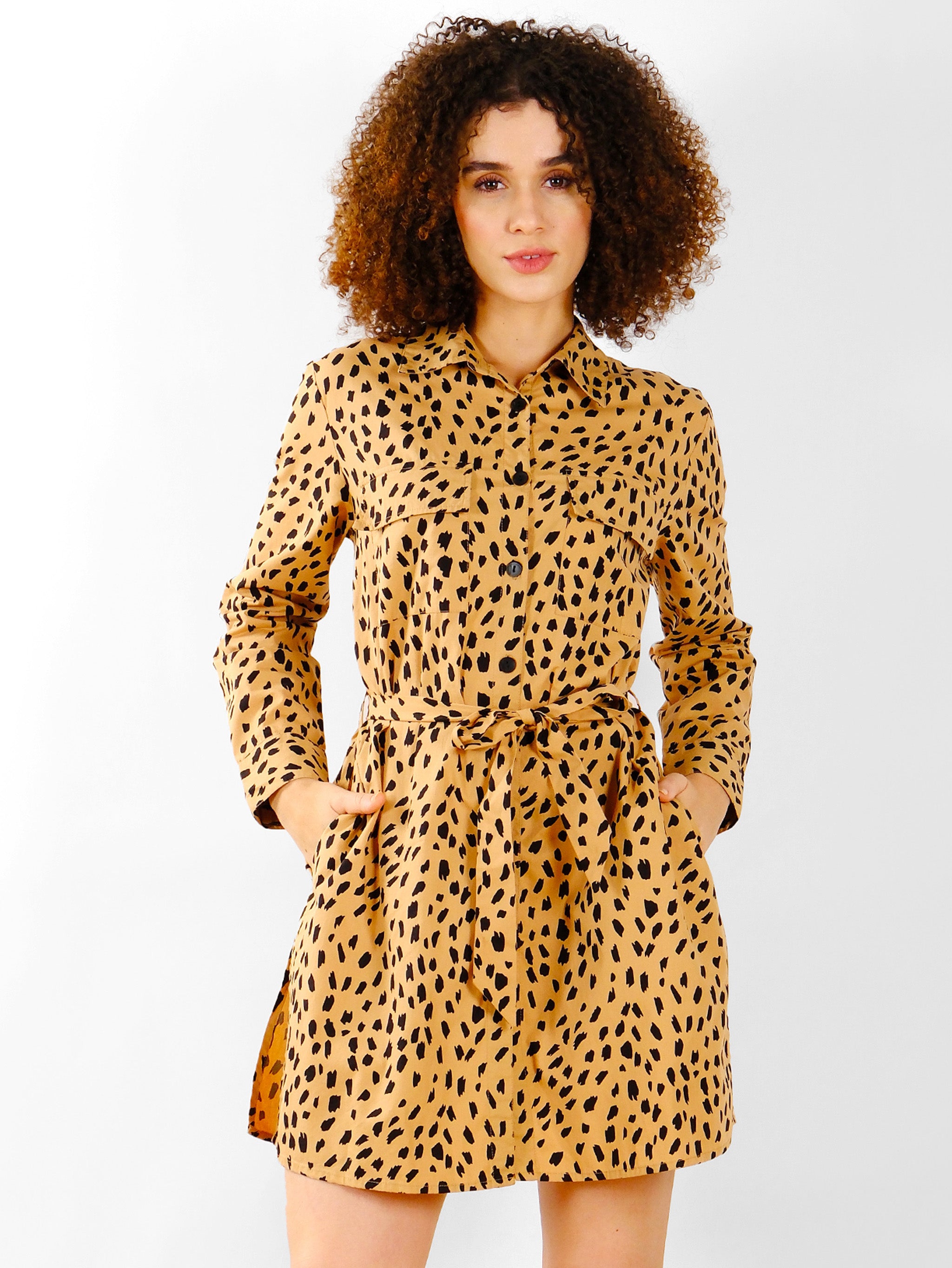 Robe courte chemise à imprimé léopard