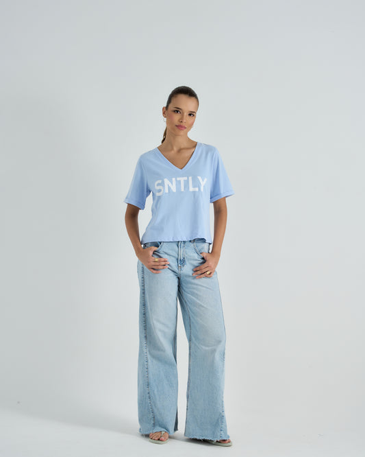 V-NECK SHORT SLEEVES T-SHIRT