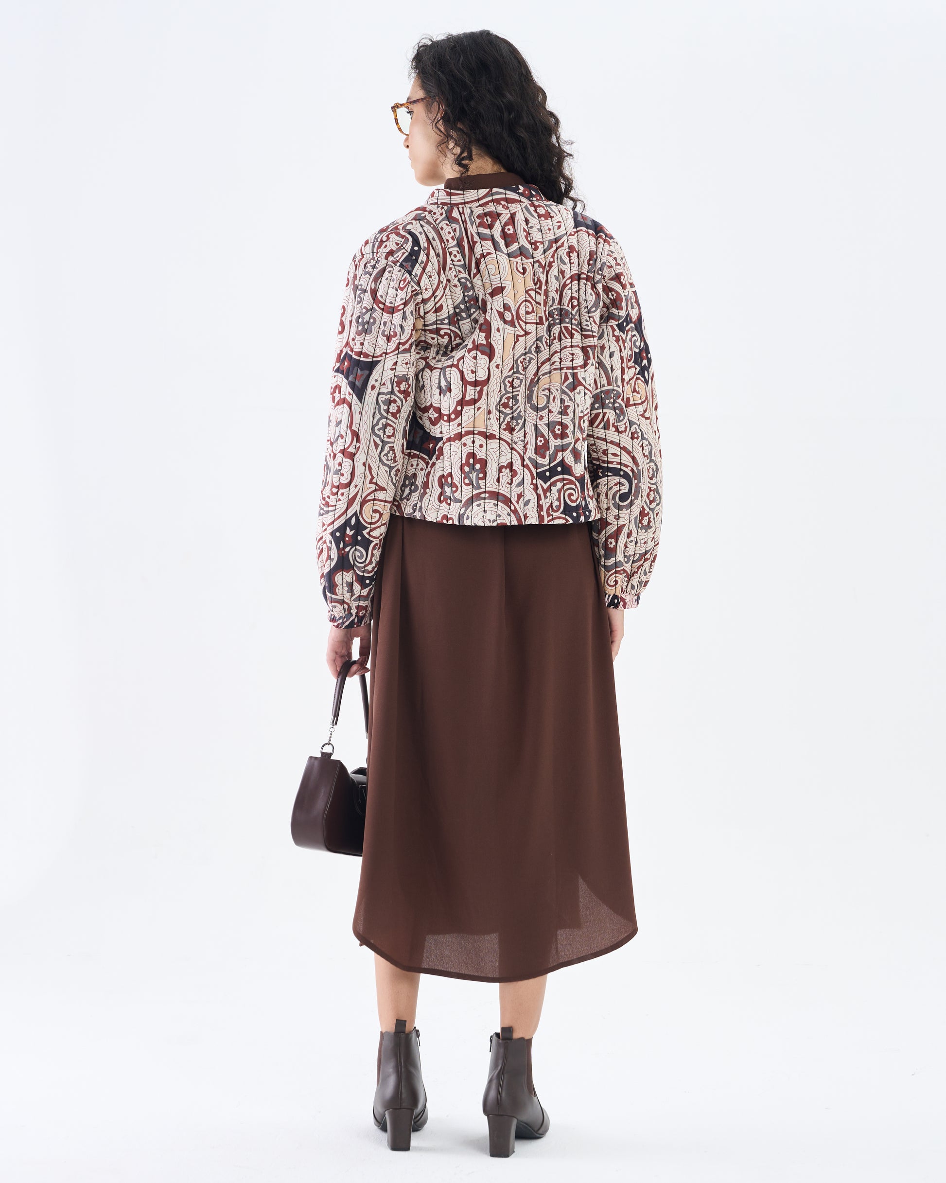 Chaqueta acolchada bohemia con estampado paisley